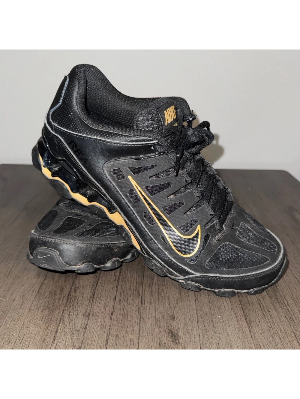Nike Reax 8 TR Black Metallic Gold — Men’s 7.5